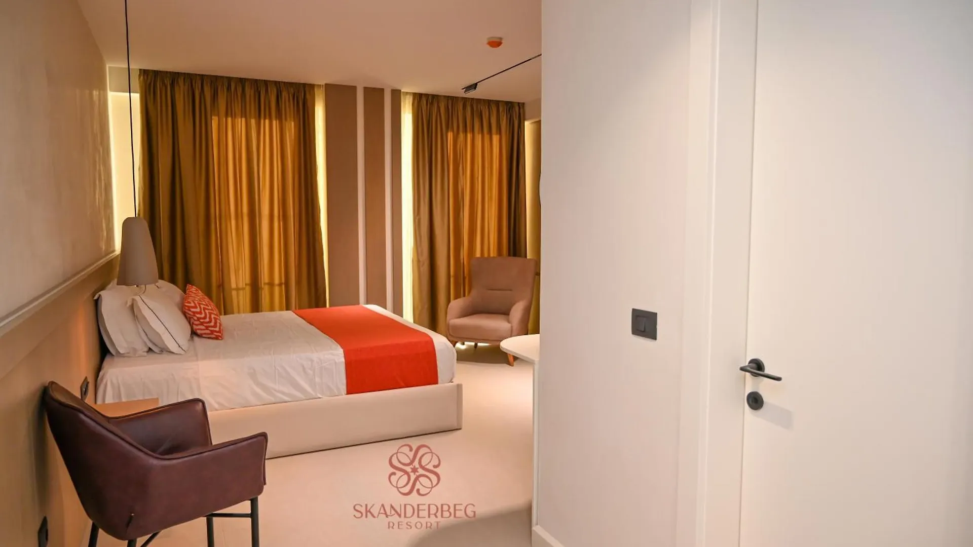 Hotel Skanderbeg Golem   Golem (Tirana)