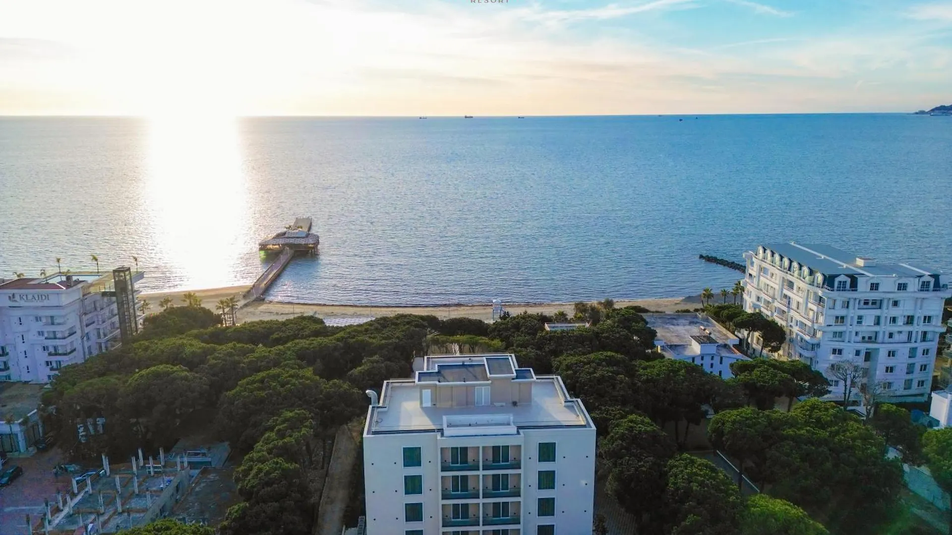 Hotel Skanderbeg Golem