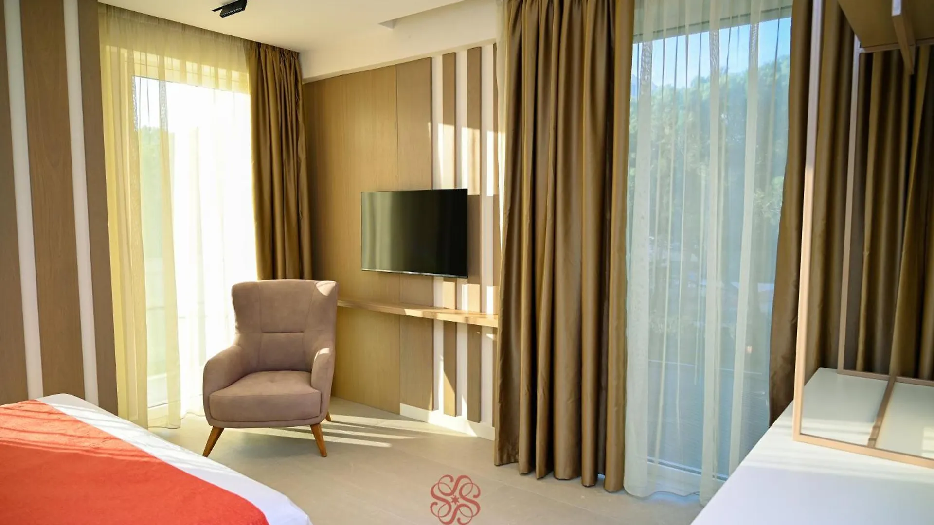 Hotel Skanderbeg Golem  Golem (Tirana)