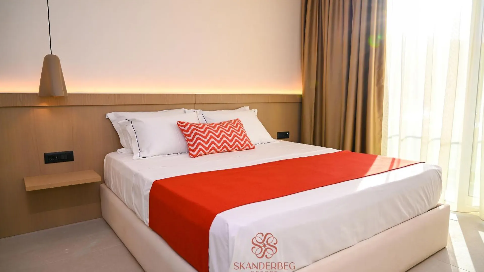 Hotel Skanderbeg Golem  5*, Golem (Tirana)