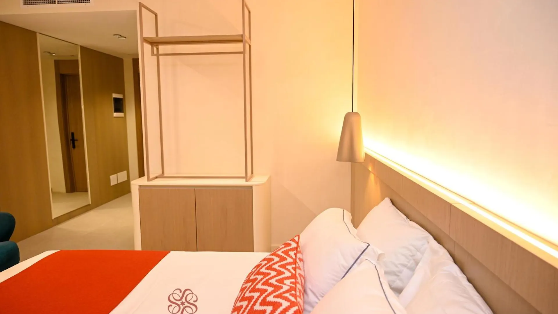 Hotel Skanderbeg Golem  Golem (Tirana)