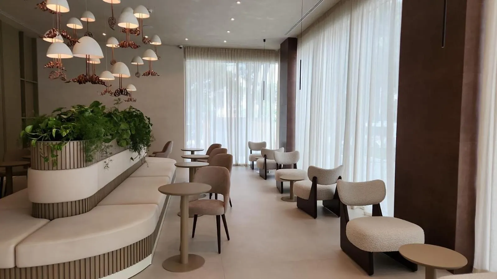 Hotel Skanderbeg Golem