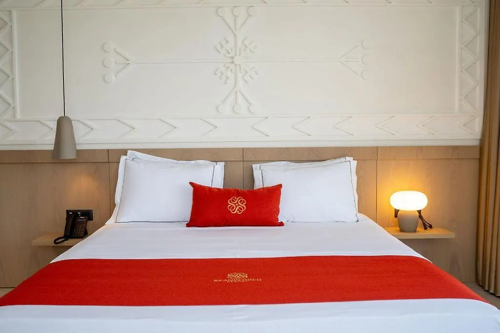 Hotel Skanderbeg 골렘