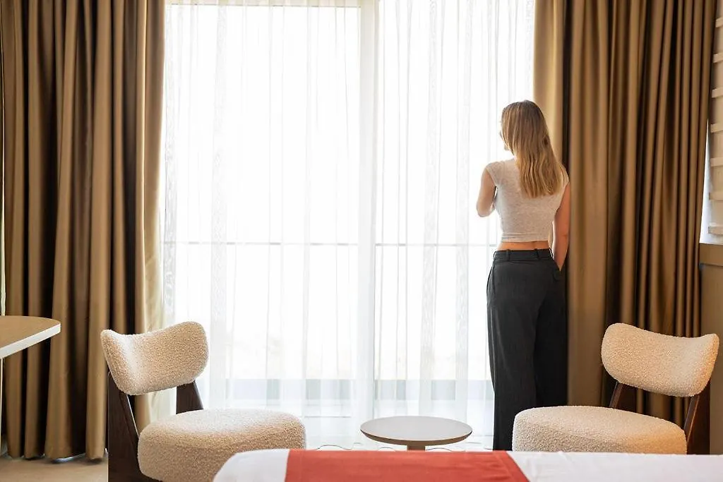 Hotel Skanderbeg Golem  5*, Golem (Tirana)